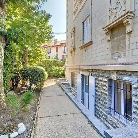 Rivage Yourhosthelper Apartamento *