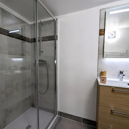 Апартаменты Rivage Yourhosthelper