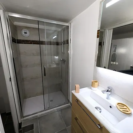 Rivage Yourhosthelper Апартаменты *